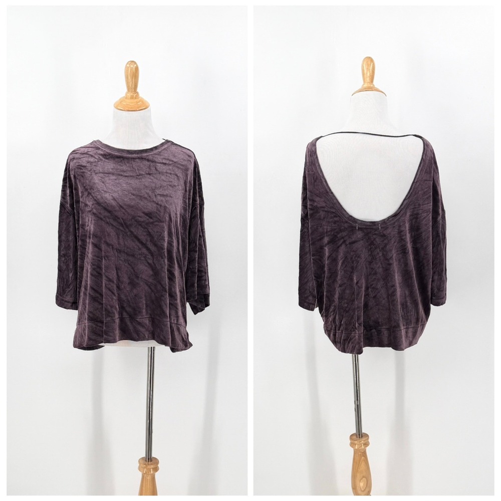 WE THE FREE PEOPLE Valerie Velvet Tee Shirt Women Small Purple Navy Short Sleeve - Picture 2 of 15